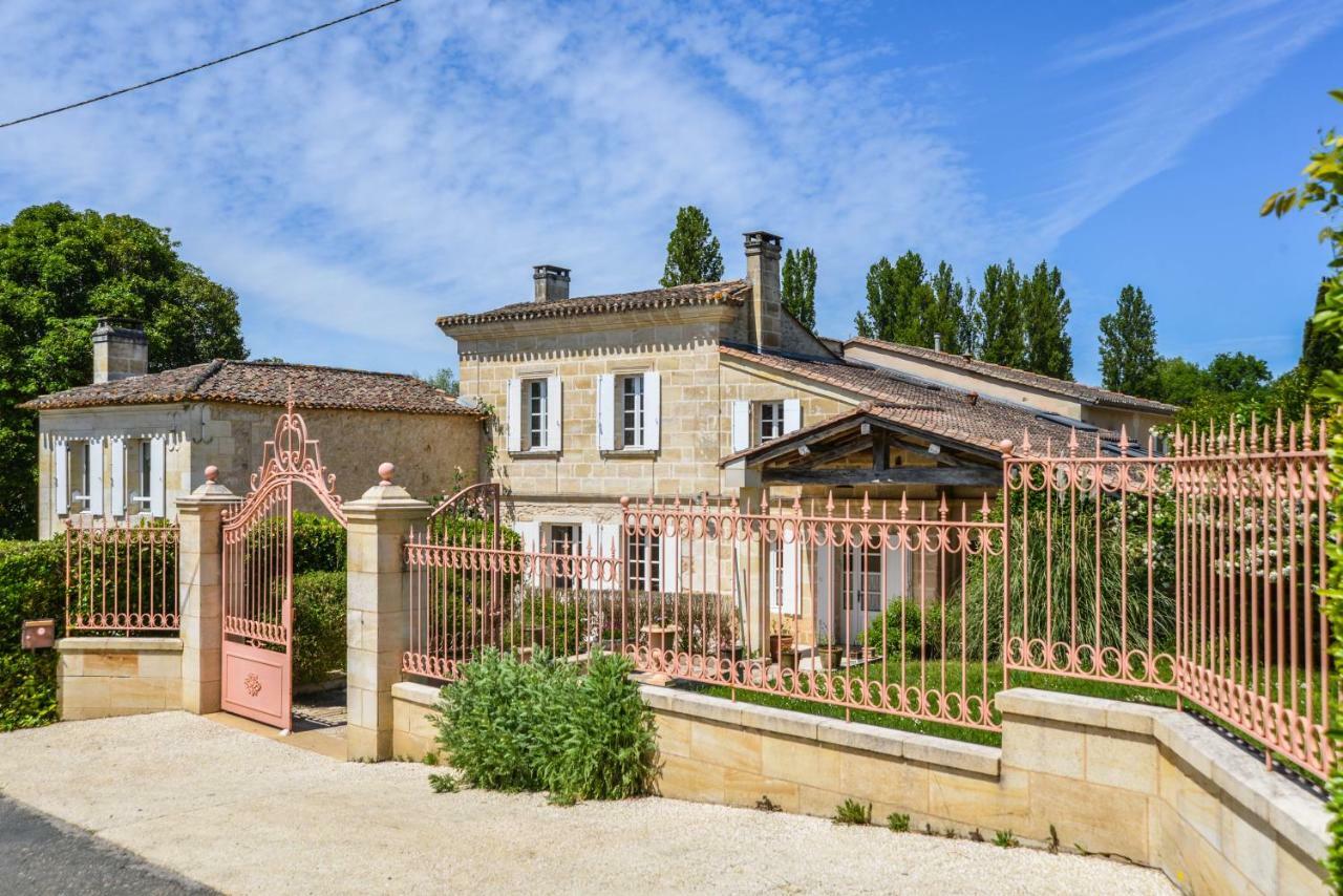 Hotel La Closerie de Fronsac à Saint-Michel-de-Fronsac Extérieur photo